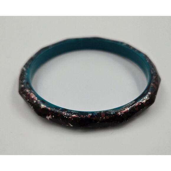 Retro Style Confetti Bracelet with an Aqua Color Inside - Picture 4 of 10